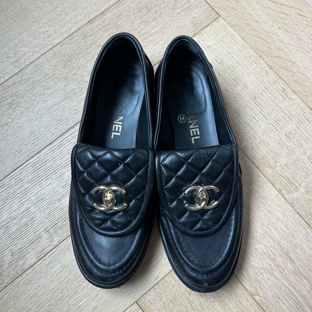 CHANEL Black Quilted Leather Loafers